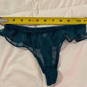 Women’s Teal/Green Ruffle Panty S